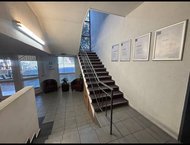 1,353M² WAREHOUSE TO LET IN PAROW INDUSTRIAL